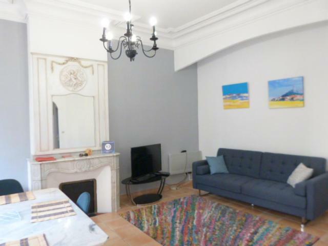 A L'Ombre De La Cathedrale Apartment Narbonne Exterior photo
